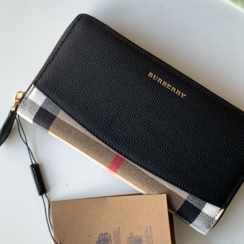 Bv*b*rry wallets